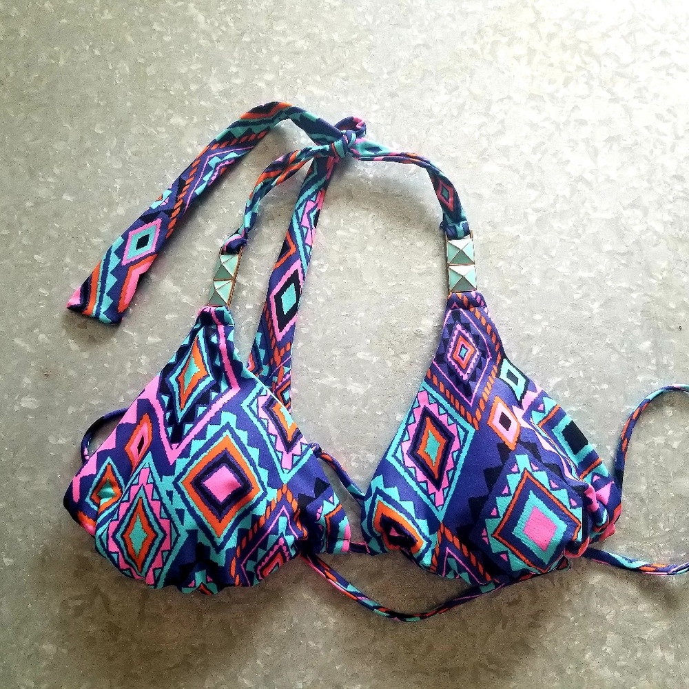 Xhilaration bikini top